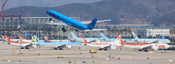 May Flight Fuel Surcharge Soars 2.1x: What This Means for Your Next Trip