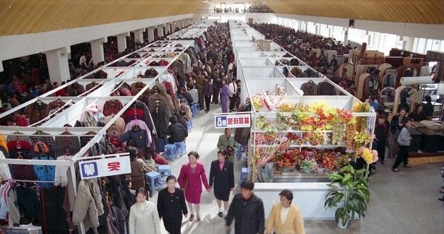 Unlocking the Future of Shopping in North Korea: A Comprehensive Guide to Ryugyong Golden Commercial Center
