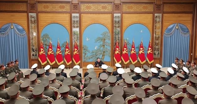 Kim Jong Un Calls for Front-Line Reinforcement and Military Restructuring at Commanders Meeting