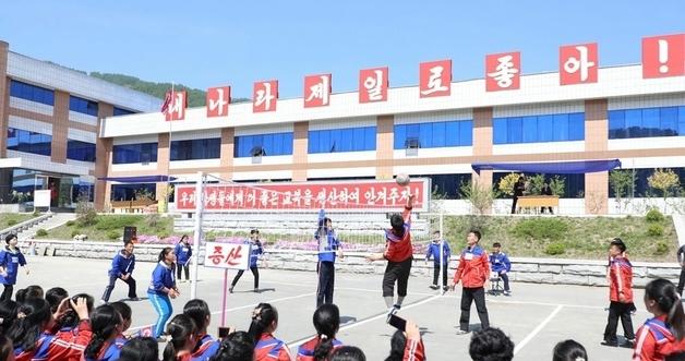 North Korea Marks Labor Day with Mobilization Push, Highlights Cadre Training and Science, Technology