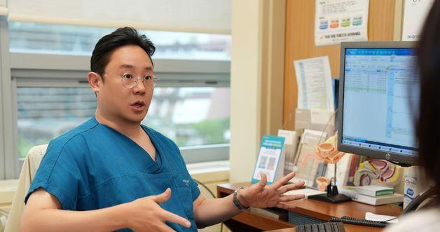 Seoul St. Mary’s Hospital Performs Korea’s First Single-Port Robotic Surgery for Plantar Hyperhidrosis