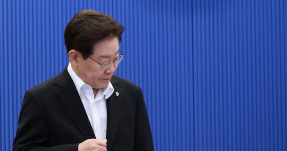 Survey Reveals 50% Drop in Support for President Lee Jae Myung: Is His Leadership at Risk?